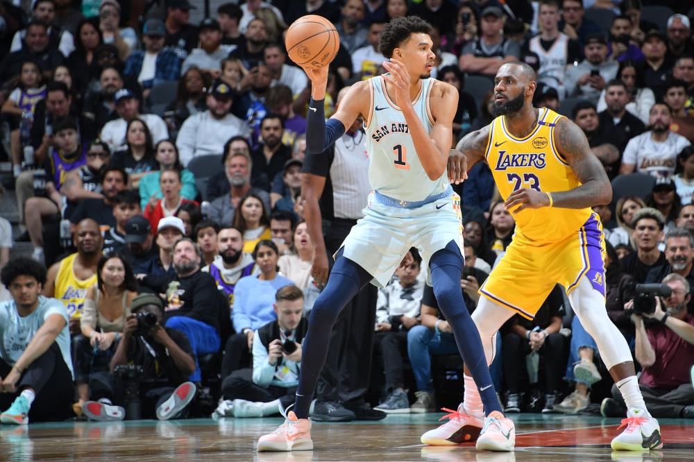 杨扬身为副 杨扬身为副