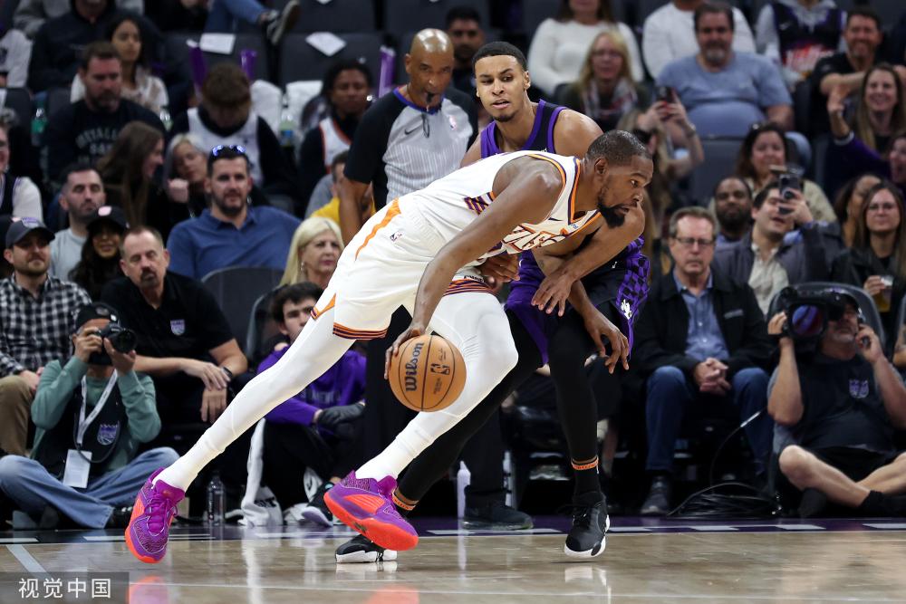 展现了她超 展现了她超